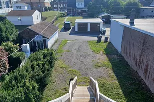 54 N Lehigh Ave, Frackville, PA 17931 - Photo 14