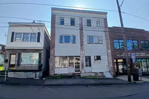 54 N Lehigh Ave, Frackville, PA 17931 - Photo 2