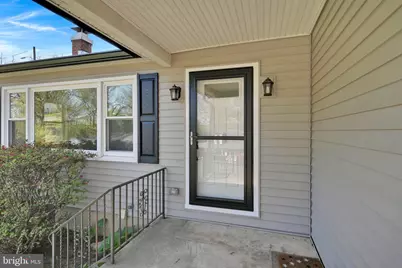 127 Mahantongo Drive, Pottsville, PA 17901 - Photo 2