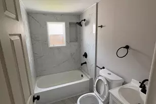 118 S 3rd St, Pottsville, PA 17901 - Photo 4