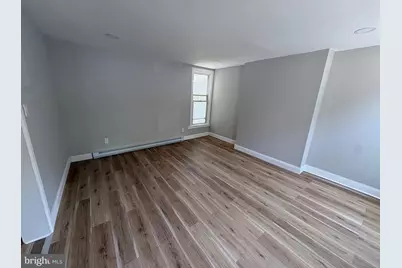 118 S 3rd Street, Pottsville, PA 17901 - Photo 2