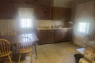 126 Lewis St, Minersville, PA 17954 - Photo 6