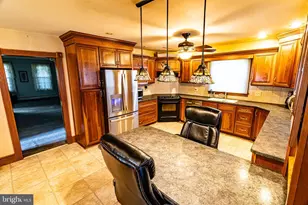 934 Sunbury Rd, Pottsville, PA 17901 - Photo 8