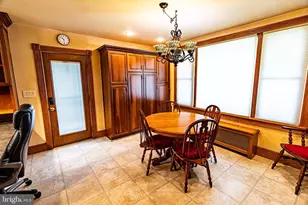 934 Sunbury Rd, Pottsville, PA 17901 - Photo 6