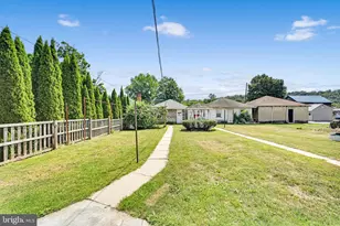 179 S Tulpehocken St, Pine Grove, PA 17963 - Photo 34