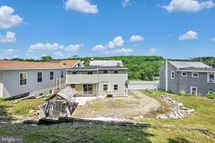216 W Bacon St, Pottsville, PA 17901 - Photo 28