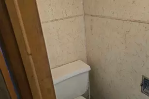 216 W Centre St, Shenandoah, PA 17976 - Photo 6
