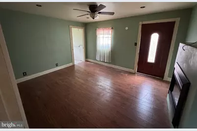 1130 W Norwegian Street, Pottsville, PA 17901 - Photo 8
