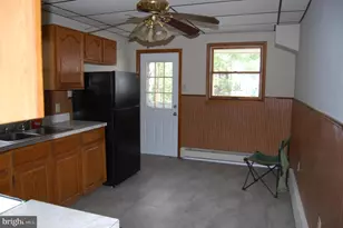 117 Lombard St, Tamaqua, PA 18252 - Photo 6
