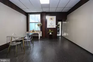 709 W Norwegian St, Pottsville, PA 17901 - Photo 8