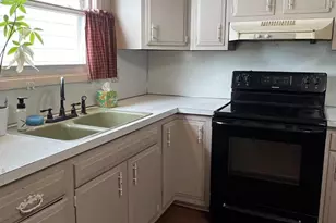 227 S Spencer St, Frackville, PA 17931 - Photo 6