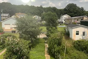227 S Spencer St, Frackville, PA 17931 - Photo 2