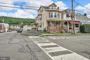 1801 West End Ave, Pottsville, PA 17901 - Photo 2