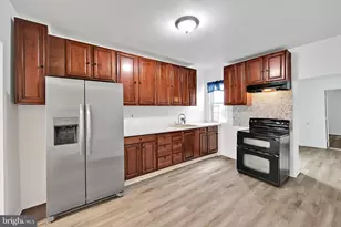 733 N 2nd St, Pottsville, PA 17901 - Photo 1