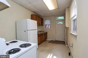 543 E Norwegian St, Pottsville, PA 17901 - Photo 8