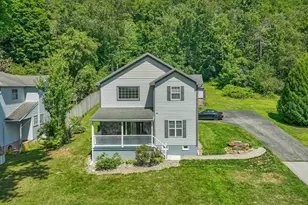 14 Hillside Rd, Pottsville, PA 17901 - Photo 2