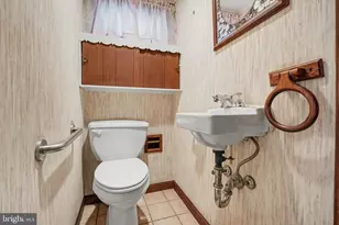 123 N Jardin St, Shenandoah, PA 17976 - Photo 6