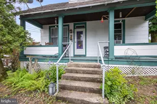 230 N 2nd St, Auburn, PA 17922 - Photo 4