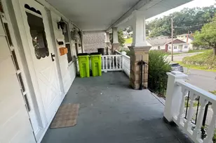 115 Queen St, Pottsville, PA 17901 - Photo 2