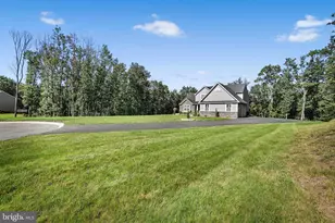 33 Cisella Dr, Pottsville, PA 17901 - Photo 6