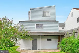 135 Broad St, Saint Clair, PA 17970 - Photo 24