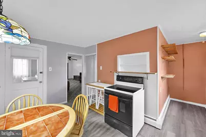 135 Broad Street, Saint Clair, PA 17970 - Photo 12