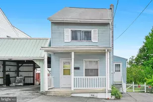 135 Broad St, Saint Clair, PA 17970 - Photo 2