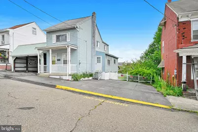 135 Broad Street, Saint Clair, PA 17970 - Photo 4