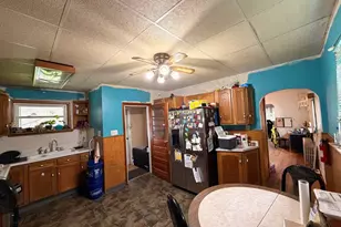 227 W Blaine St, McAdoo, PA 18237 - Photo 6