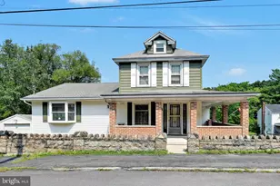 91 Tuscarora St, Pottsville, PA 17901 - Photo 2