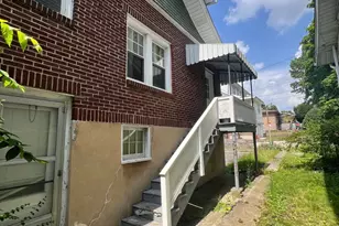 224 N 20th St, Pottsville, PA 17901 - Photo 16