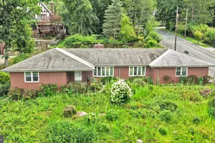 1323 Mahantongo St, Pottsville, PA 17901 - Photo 1