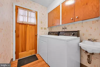 1323 Mahantongo Street, Pottsville, PA 17901 - Photo 30