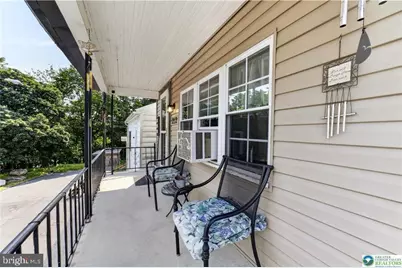 212 W Walnut Street, Pottsville, PA 17901 - Photo 2
