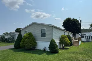 2C Frieden Manor, Schuylkill Haven, PA 17972 - Photo 2