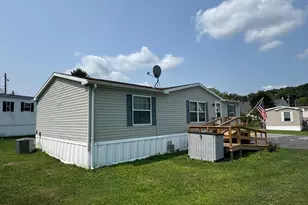 2C Frieden Manor, Schuylkill Haven, PA 17972 - Photo 4