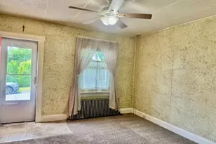 115 N 5th St, Frackville, PA 17931 - Photo 12