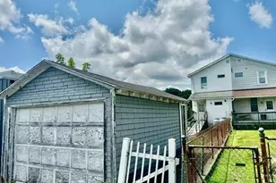 115 N 5th St, Frackville, PA 17931 - Photo 8
