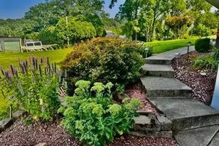302 E Wyncoop Ave, Gordon, PA 17936 - Photo 4