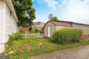10 E Grand Ave, Tower City, PA 17980 - Photo 40