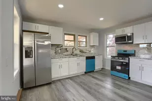 10 E Grand Ave, Tower City, PA 17980 - Photo 16