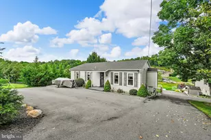 590 Wynonah Dr, Auburn, PA 17922 - Photo 52