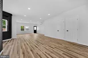 30 N Center St, Frackville, PA 17931 - Photo 12