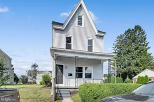 30 N Center St, Frackville, PA 17931 - Photo 2