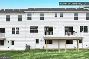 223 Pine Crest Village Dr, Pine Grove, PA 17963 - Photo 2