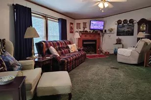 2 A Genesis Blvd, New Ringgold, PA 17960 - Photo 16