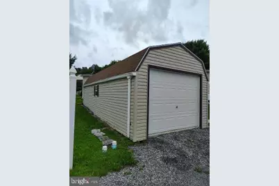 2 A Genesis Boulevard, New Ringgold, PA 17960 - Photo 6