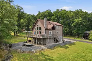 16 Delaware Dr W, North Union Township, PA 18202 - Photo 2