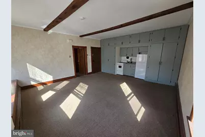 209 E Market Street #2F, Orwigsburg, PA 17961 - Photo 4