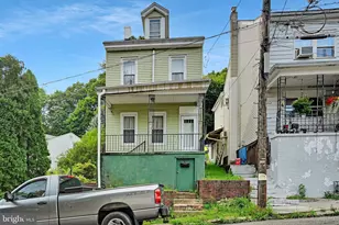 415 Boone St, Pottsville, PA 17901 - Photo 1